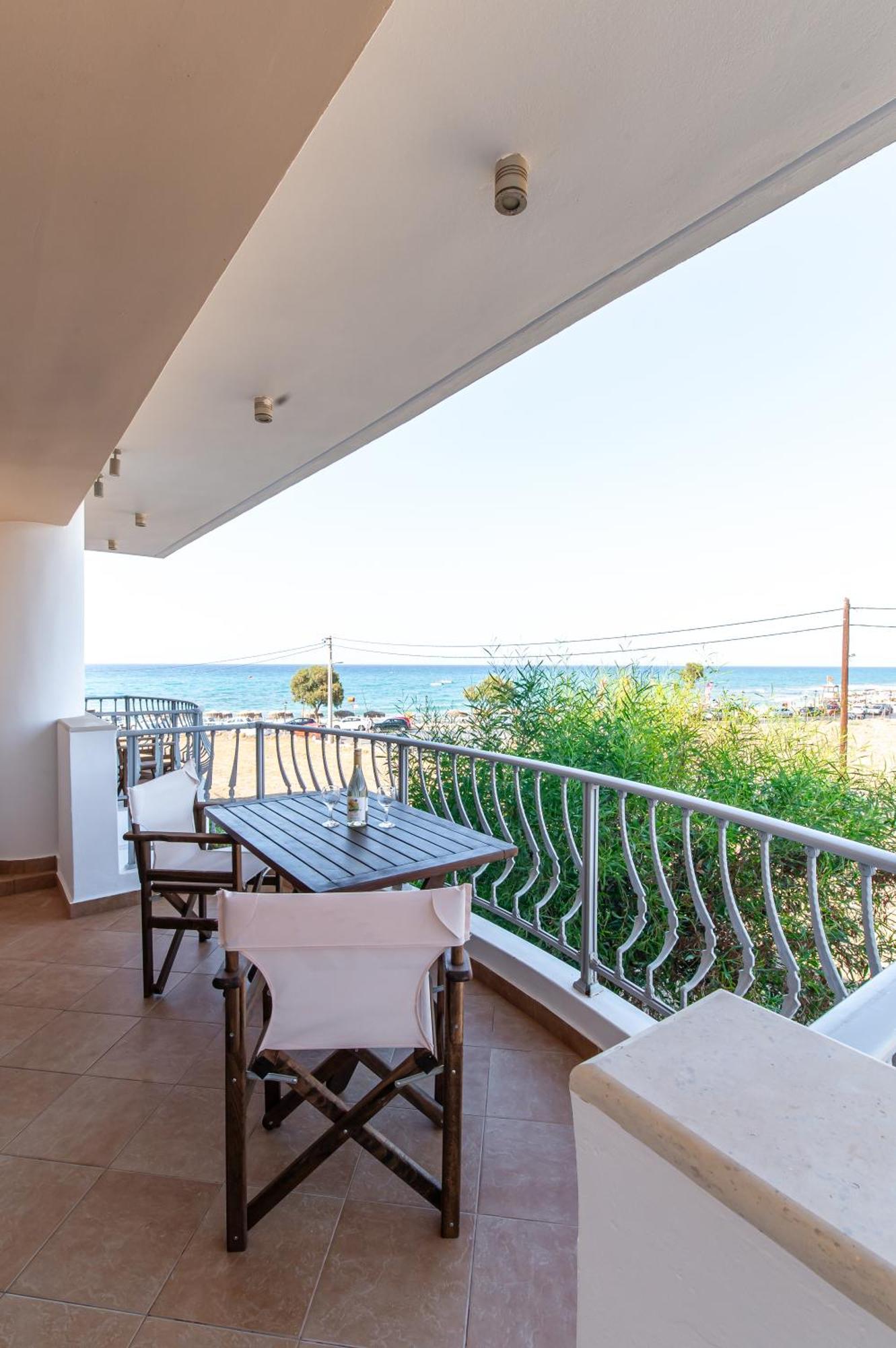 Kahlua Bay Apartments Hersonissos  Exterior photo